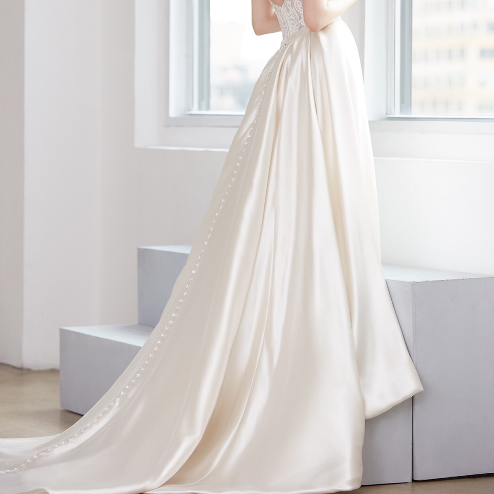 Silk Makado bridal detachable skirt/overskirt